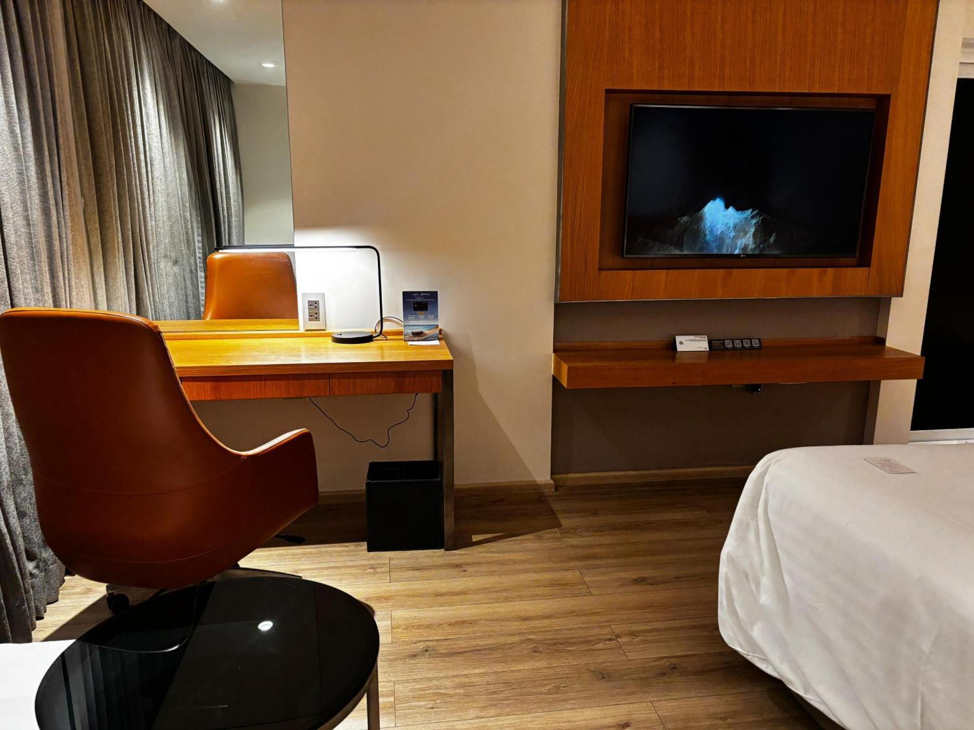 Отель Courtyard By Marriott Насик Экстерьер фото