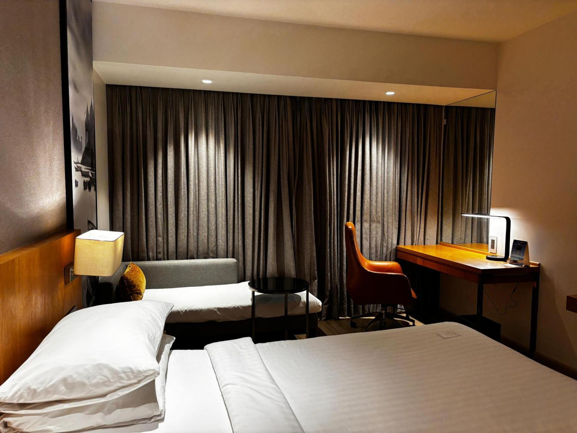 Отель Courtyard By Marriott Насик Экстерьер фото