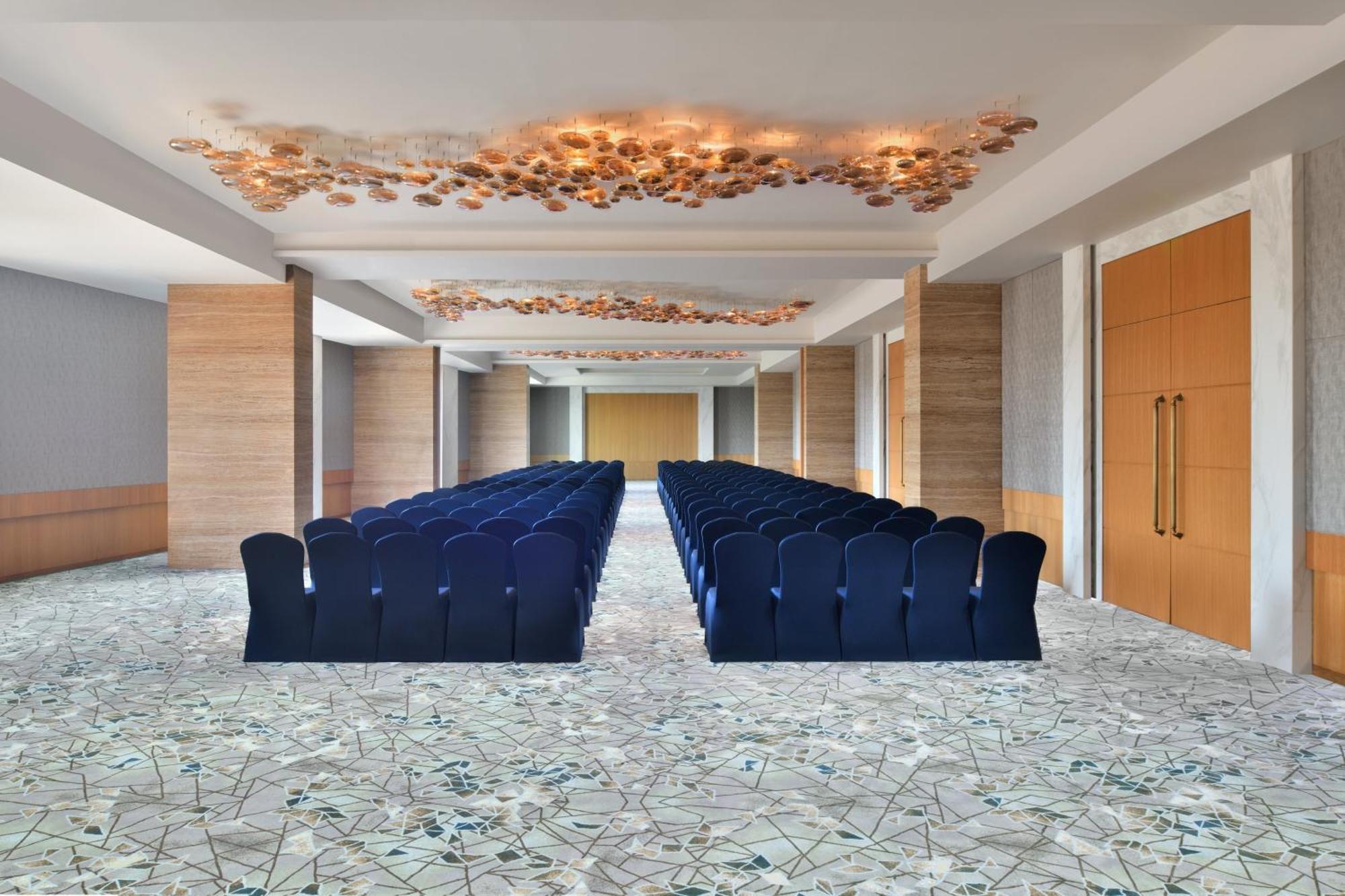 Отель Courtyard By Marriott Насик Экстерьер фото