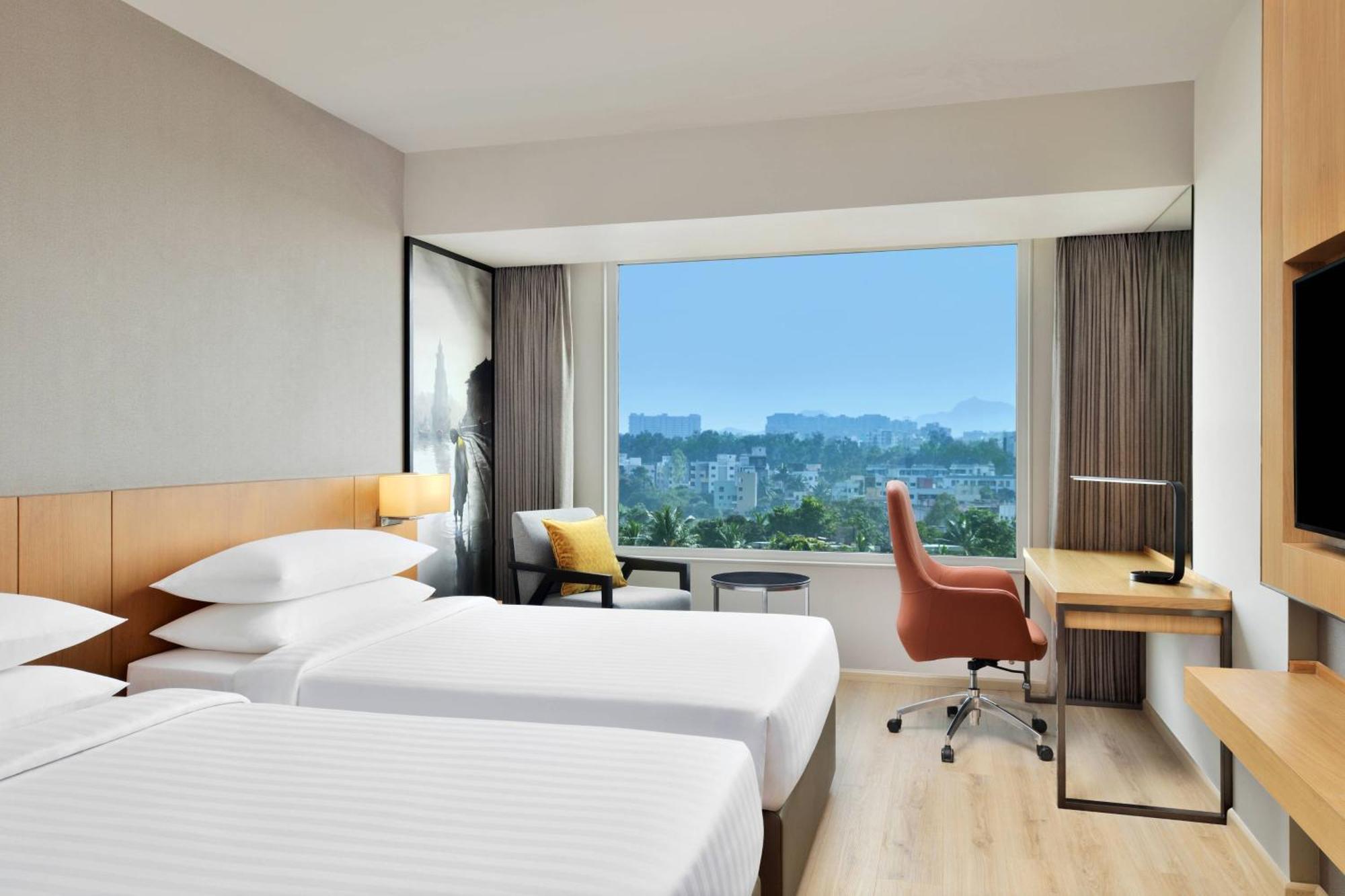 Отель Courtyard By Marriott Насик Экстерьер фото